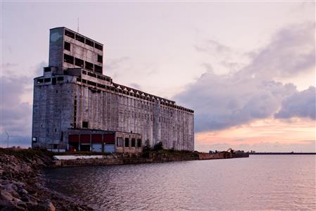 grain / cubic mile [gr / mi³]